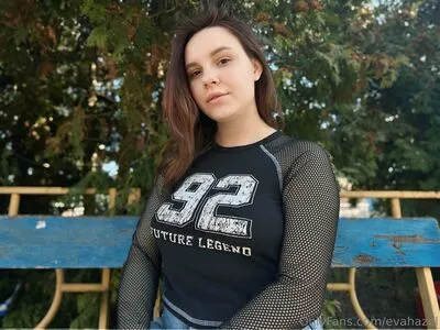 Evahazel OnlyFans Leaked Free Thumbnail Picture - #0MBXfBgQEs