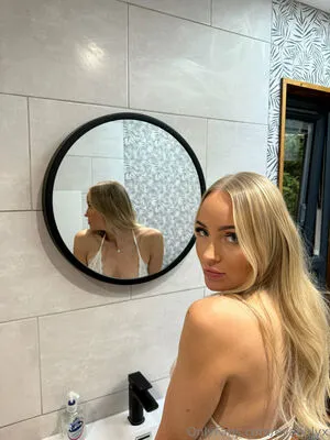 Evaonlyx Thumbnail Picture