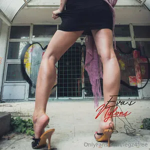 Evasnylons OnlyFans Leaked Free Thumbnail Picture - #8okuFg6UPl