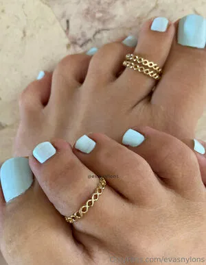 Evasnylons OnlyFans Leaked Free Thumbnail Picture - #fHyHArTtPM