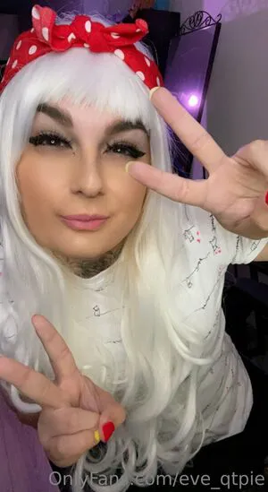 Eve Qtpie Thumbnail Picture