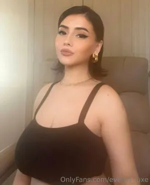 Evelyn Luxe Thumbnail Picture