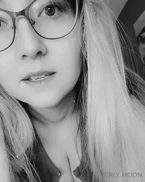Everlymoon OnlyFans Leaked Free Thumbnail Picture - #ZFSZG74uV4