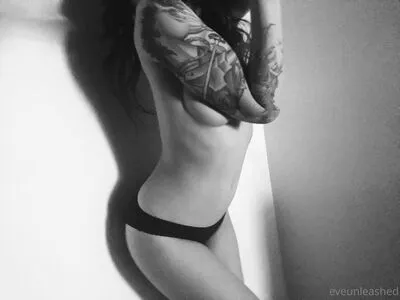 Eveunleashed OnlyFans Leaked Free Thumbnail Picture - #QqVNYW6WVp