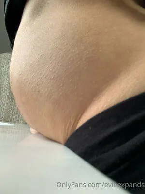 Evieexpands OnlyFans Leaked Free Thumbnail Picture - #9FAMWLK3Lo