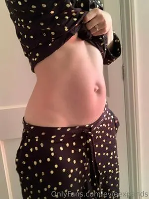 Evieexpands OnlyFans Leaked Free Thumbnail Picture - #s2nbtD4uOb