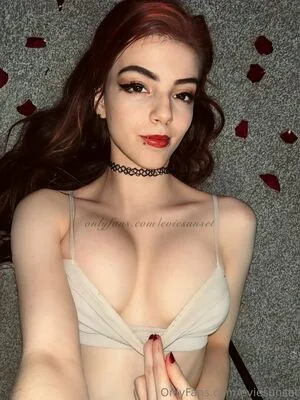 Eviesunsett OnlyFans Leaked Free Thumbnail Picture - #mzkoscKSNp