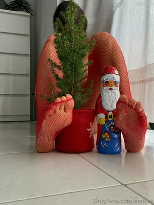 Evifeet OnlyFans Leaked Free Thumbnail Picture - #oorKPddrkh
