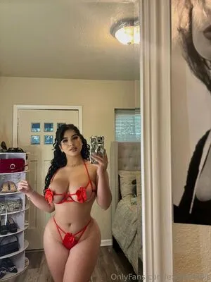 Exclusivelis Thumbnail Picture