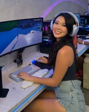 ExtraEmily OnlyFans Leaked Free Thumbnail Picture - #HBZMoUk0zM