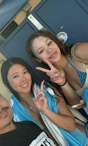 ExtraEmily OnlyFans Leaked Free Thumbnail Picture - #wnwfMLzFif