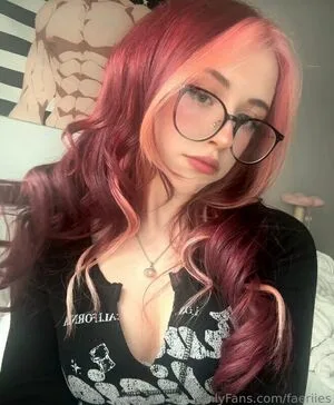 Faeriies OnlyFans Leaked Free Thumbnail Picture - #0ZPmKebupm