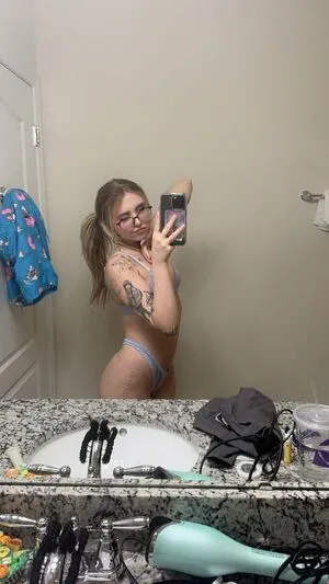Faeriies OnlyFans Leaked Free Thumbnail Picture - #YMVfmpI7ws