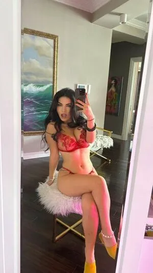 Fainazuckerman OnlyFans Leaked Free Thumbnail Picture - #99m15IF0oC