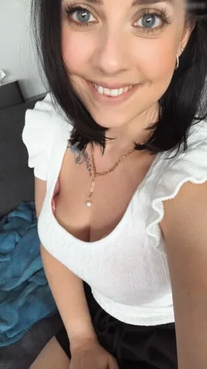Fake Cumshot Thumbnail Picture
