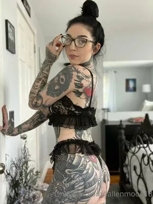 fallenmoon13 OnlyFans Leaked Free Thumbnail Picture - #omIunZ5Fki