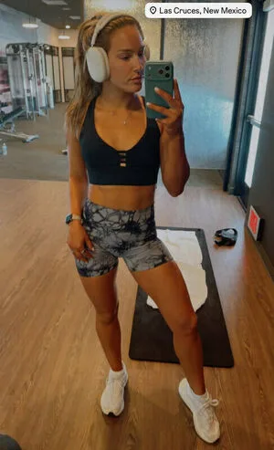 Fallon Henley OnlyFans Leaked Free Thumbnail Picture - #tpIxaLwGEa