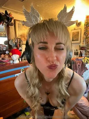 FandomReactions OnlyFans Leaked Free Thumbnail Picture - #3zuTiasu2e