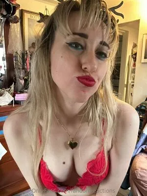FandomReactions OnlyFans Leaked Free Thumbnail Picture - #EojlfJNP3Q