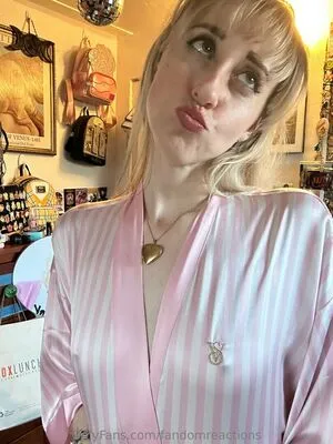 FandomReactions OnlyFans Leaked Free Thumbnail Picture - #VAuCfvpTa1