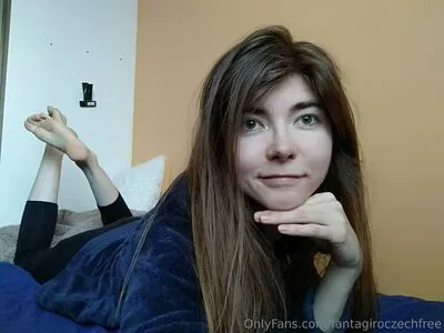 Fantagiroczechfree Thumbnail Picture