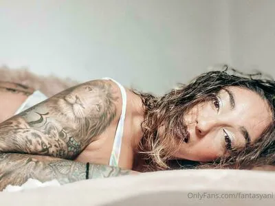 Fantasyani OnlyFans Leaked Free Thumbnail Picture - #BhBBEVLGmB