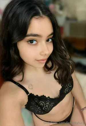 Fantasylucy OnlyFans Leaked Free Thumbnail Picture - #sAORiH3AMz