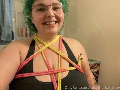 Fatstonerbabyfree Thumbnail Picture