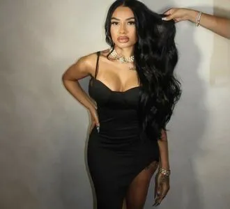 Fav Foreignn Thumbnail Picture