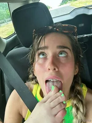 Favsloot Thumbnail Picture