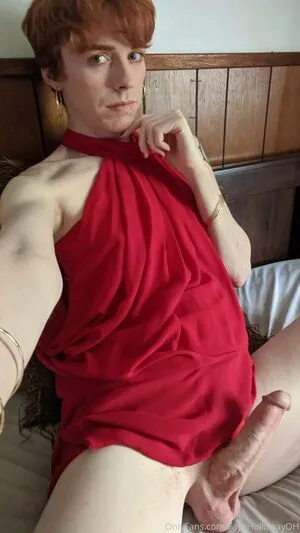 Fayehollowayoh Thumbnail Picture