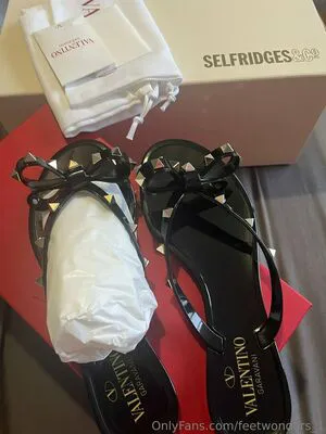 Feetwonders Thumbnail Picture
