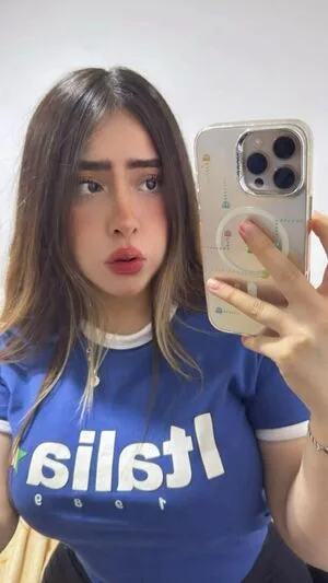 Fernandavaal OnlyFans Leaked Free Thumbnail Picture - #8iFF1rXF09