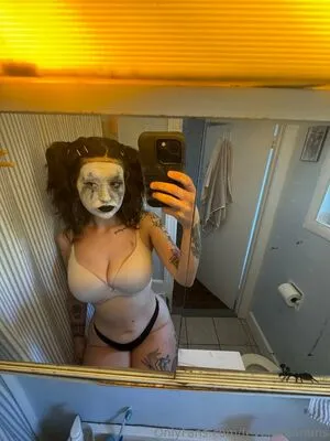 Feverdreamms Thumbnail Picture