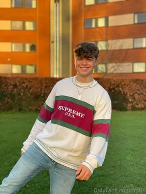 Fidtik Thumbnail Picture