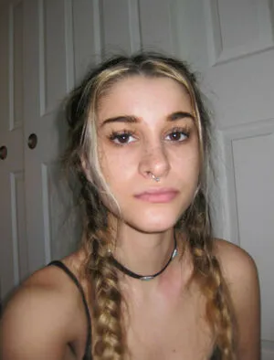 Fikikikie Thumbnail Picture