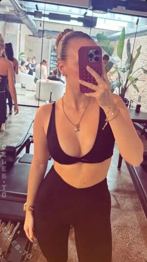 Filippavaneijk OnlyFans Leaked Free Thumbnail Picture - #oOTf7sHf10