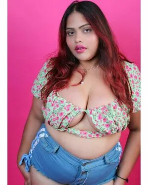 Fire Fly OnlyFans Leaked Free Thumbnail Picture - #C6gsKNOj0G