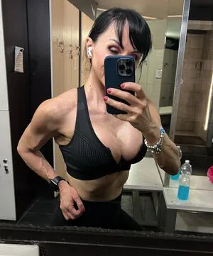 Fitbikinieastwood Thumbnail Picture