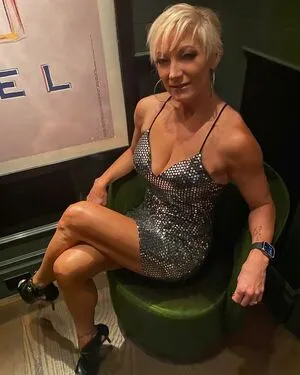Fitmodel Charlene Thumbnail Picture