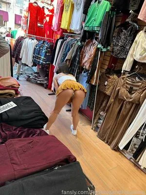 Flashingemma OnlyFans Leaked Free Thumbnail Picture - #GrZdtCClmS