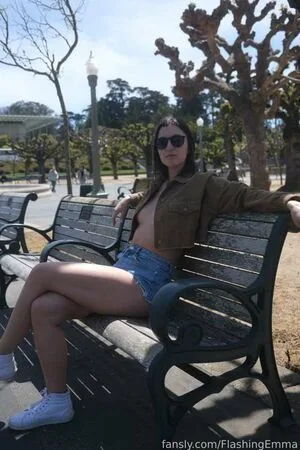 Flashingemma OnlyFans Leaked Free Thumbnail Picture - #WhQAkoJV51