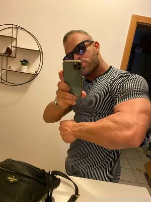 Flexmusclegod Thumbnail Picture