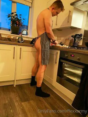 Flexxarmy OnlyFans Leaked Free Thumbnail Picture - #b01R0bHTJO