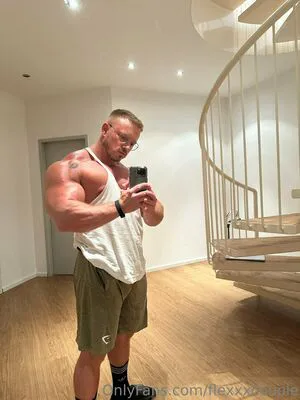 Flexxxcouple OnlyFans Leaked Free Thumbnail Picture - #KkvrVbufFK