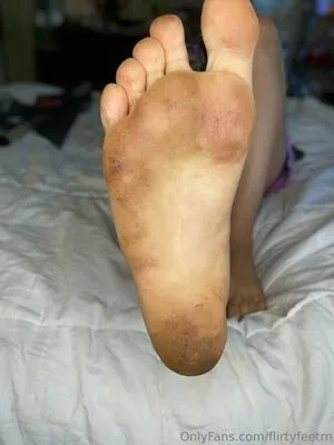Flirtyfeetrn OnlyFans Leaked Free Thumbnail Picture - #DfXN5Js9dZ