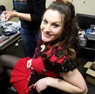 Floor Jansen Thumbnail Picture