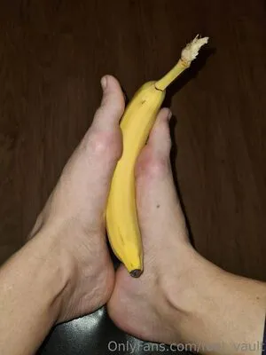 Foot Vault Thumbnail Picture