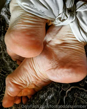 Footgoddessember OnlyFans Leaked Free Thumbnail Picture - #NIgHhQJFZL