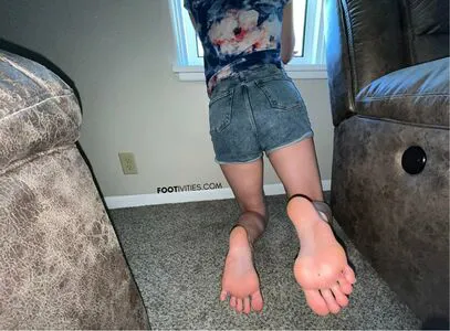 Footivities OnlyFans Leaked Free Thumbnail Picture - #aveN4ccwKN